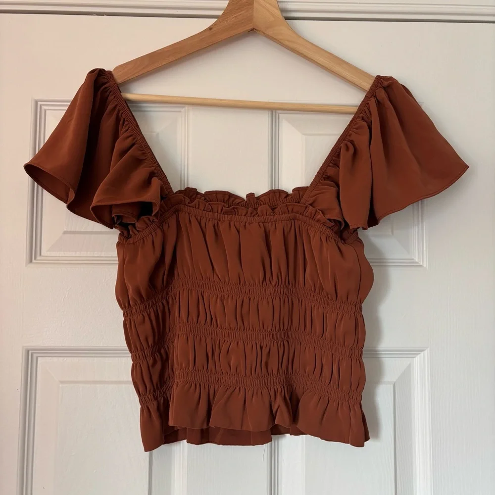 Abercrombie and Fitch Flutter Sleeve Smocked Top Crop Tank Brown Rust M Flowy - Picture 7 of 7